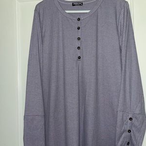 Hemish USA long sleeve lilac top. Never worn.